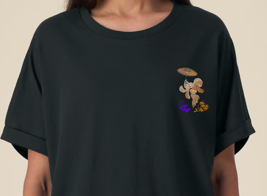 CRIMSON UMBRELLA GEISHA – COLLIDER – Artshirt